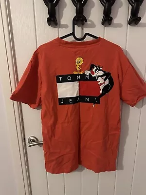 Buy Tommy Jeans X Looney Tunes T-Shirt Medium  • 35£