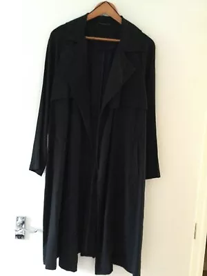 Buy Ladys Long Black Jacket No Buttons Opened Has Pockets Has No Lining. • 10£
