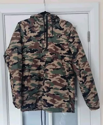 Buy Pull & Bear - Overhead Jacket With Colour Blocking Incamo - Small • 4.99£