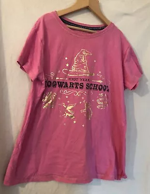 Buy Girls Pink Hogwarts 1st Year T-shirt - Size 12-13 Years • 3£