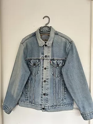 Buy Levi’s Denim Fade Jacket Vintage • 21£