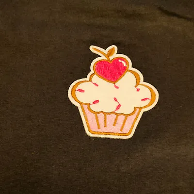 Buy Cute Cupcake 1printed Black T-shirt 9/11 Years • 9.99£