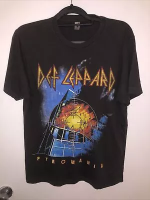 Buy Def Leppard Black Pyromania Print T-shirt Size Medium • 19.99£