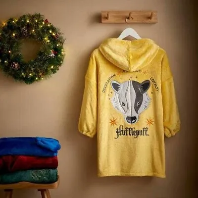 Buy Harry Potter Oversized Blanket Hoodie Hufflepuff Badger The Size 5 To 6 Years  • 20£