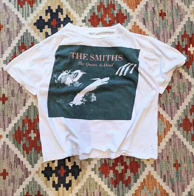 Buy 1980s The Smiths 'The Queen Is Dead' Vintage Tshirt  • 250£