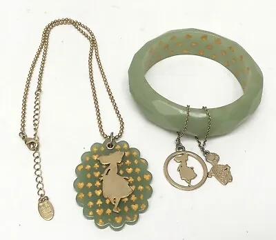 Buy Disney Alice In Wonderland Green Cameo Acrylic Necklace Bangle Bracelet Set 2007 • 28.71£