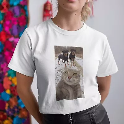 Buy Selfie Cat - Funny Cat Lovers T-Shirt - Featuring Brave Kitty Taking A Selfie • 9.99£
