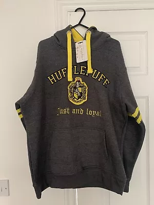 Buy Harry Potter Hufflepuff Crest Hoodie - Large - New With Original Tags  • 19.99£