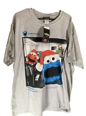 Buy Sesame Street Christmas T-Shirt Cookie Monster Social Media Adult - XL - NEW • 16.19£