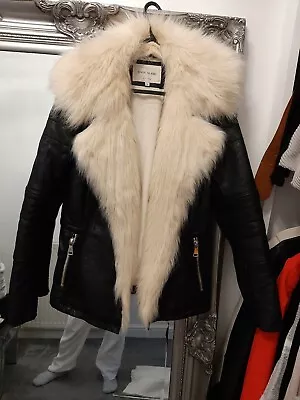 Buy River Island Fur Collar Jacket • 30£
