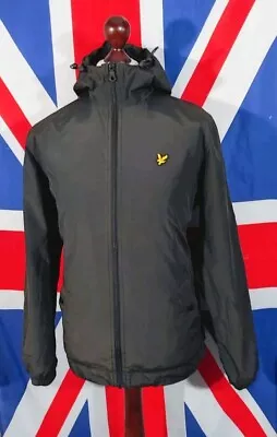 Buy Lyle & Scott Lightweight Hooded Jacket - M - Black - Mod Casuals Terraces • 3.20£
