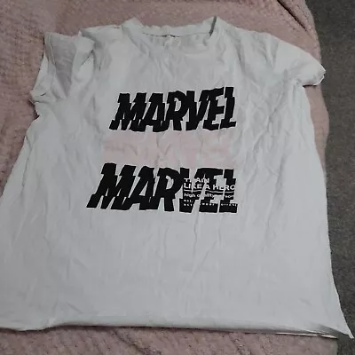 Buy L Marvel Tshirt • 2£
