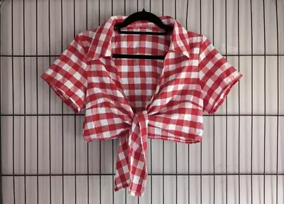 Buy Red Checked Cropped Jacket. • 7£