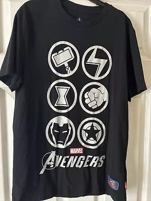 Buy Mens Avengers T Shirt • 2.50£