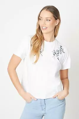 Buy OASIS Floral Embroidered Tshirt • 15£