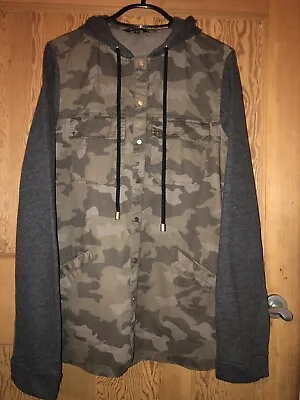 Buy River Island Grey & Camouflage Hooded Lightweight Jacket Size 12 • 4£