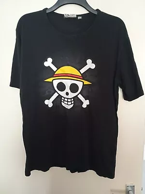Buy One Piece Black Skull T-shirt Size XL • 8£