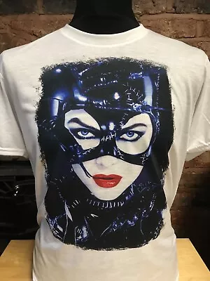 Buy Batman Returns T-shirt - Mens & Women's Sizes S-XXL - Catwoman Michelle Pfeiffer • 15.99£