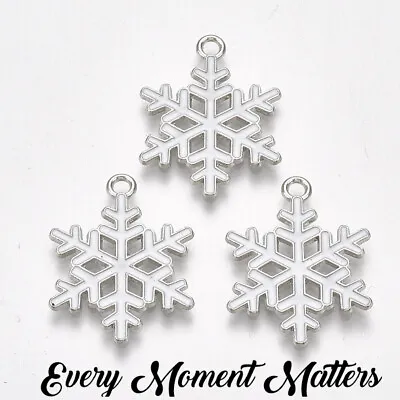 Buy 5 X Tibetan Silver & WHITE ENAMEL CHRISTMAS SNOWFLAKE FROZEN 25x19 Charm Pendant • 2.59£