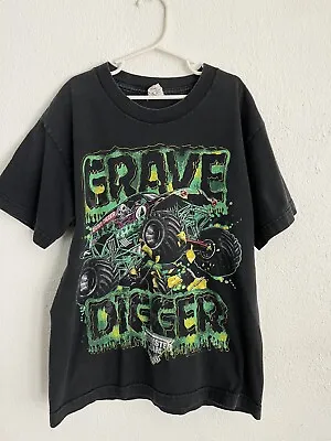 Buy Monster Jam Grave Digger 2009 Tshirt. Size Medium (Youth) Kids Size • 19.73£