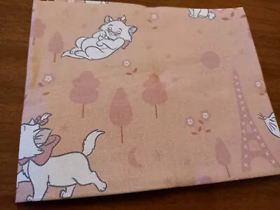 Buy Disney Animals Aristocats Marie Kitten Peach Background 100% Cotton Fat Quarter • 2.50£