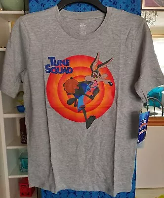 Buy Official Team Space Jam Wile E. Coyote #13 T-shirt, Junior Size Xtra Large • 16£