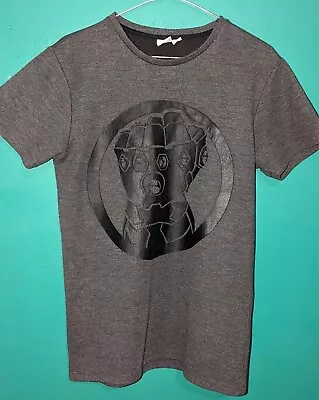Buy Avengers Infinity War Gauntlet T-shirt  Size: Small • 4£