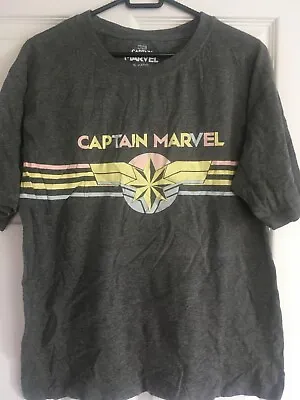 Buy Captain Marvel T Shirt Size M • 4£
