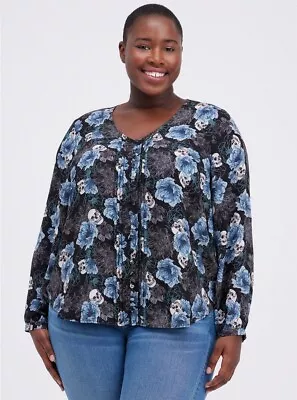 Buy Torrid Floral Skull Pintuck Button-Front Blouse Plus Size 4X • 23.68£