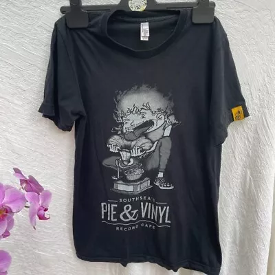 Buy Pie & Vinyl T-shirt Southsea Record Cafe Top Mens Small Record Skater  • 7.99£