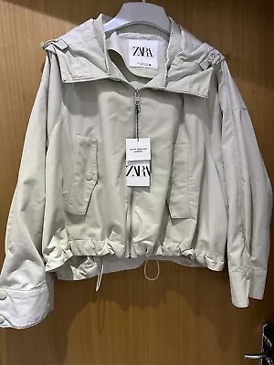 Buy Zara Jacket • 9£