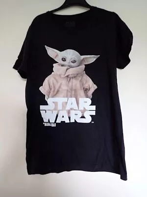 Buy Star Wars The Mandalorion Baby Yoda Official XSmall T- Shirt • 2£