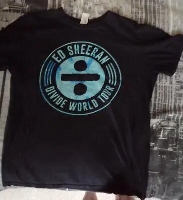 Buy Ed Sheeran - Divide World Tour Black Gildan T Shirt (large 44  Chest)) • 7.99£