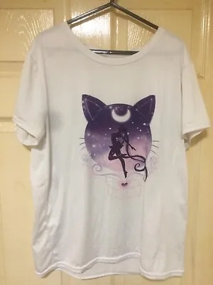Buy Sailor Moon T-Shirt Small • 10£