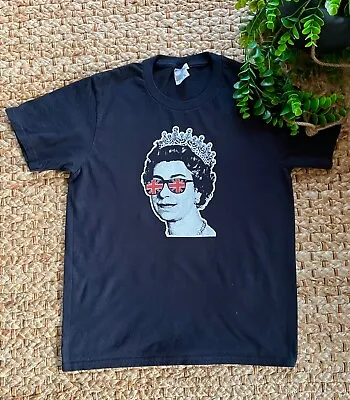 Buy Vintage Style PUNK & NEW WAVE Queens Head T Shirt Woman's Mens Unisex Cloth Top • 14.99£