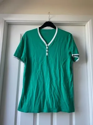 Buy Mens Green V Neck Tshirt From Burtons (Medium) • 2£