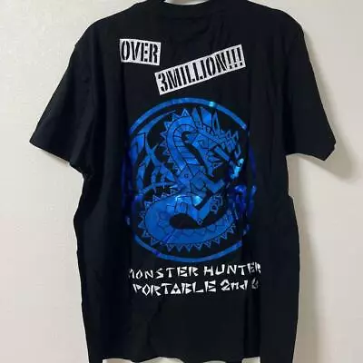Buy Prize Novelty Monster Hunter T-Shirt • 138£