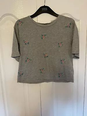 Buy New Look Ladies Grey T-Shirt Top Size 10 With Flowery Patterns • 2.97£