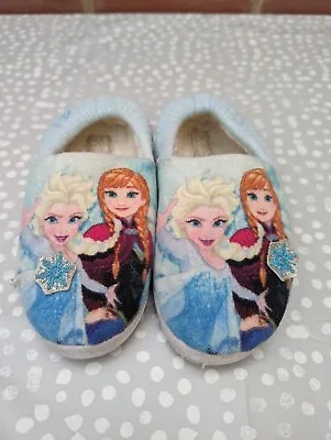 Buy Disney Frozen Infant Size 12 Slippers • 1.99£