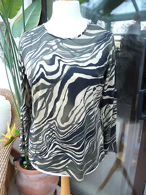 Buy Ladies Green Camo Pattern Top Size 14 Long Sleeves • 10£
