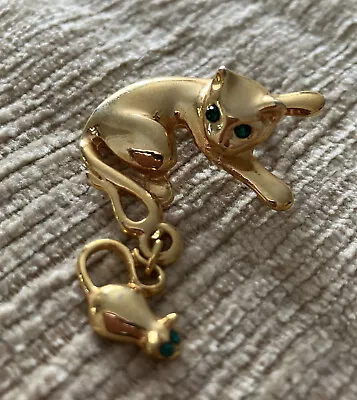Buy Vintage Costume Jewellery Gold Tone Cat And Dangling Mouse Brooch Green Eyes • 15£