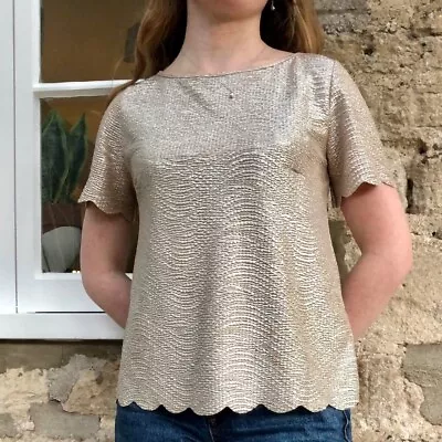 Buy River Island Gold Top • 20£