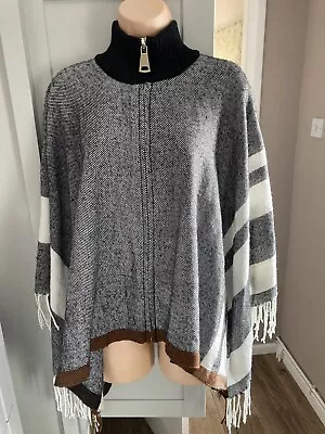 Buy Ladies River Island Zip Up Poncho/Cape - One Size • 10£