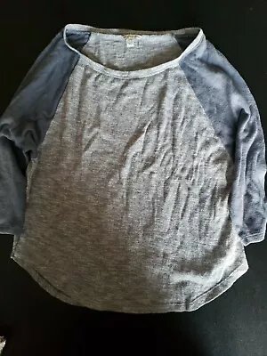 Buy American Outfitters Mid Sleeve Top XS/TP Blue/Gray • 6.76£