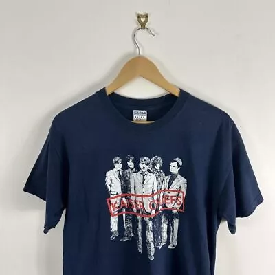 Buy Men’s Vintage Kaiser Chiefs 2006 Indie Rock Graphic Navy Medium T-Shirt • 30£