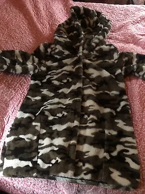 Buy Ghost Of Harlem Camouflage Fleece Jacket • 20£