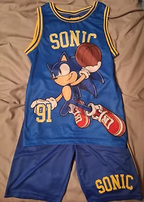 Buy Sonic The Hedgehog T Shirt Kids • 7.49£