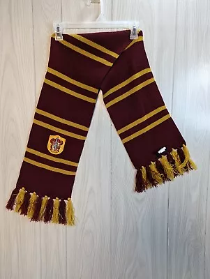 Buy Harry Potter Hogwarts Stripes Knitted Gryffindor Scarf From Universal Studios • 24.05£