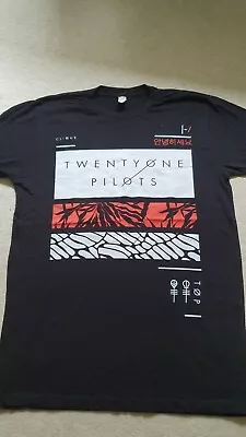 Buy Twenty One Pilots Tshirt Hot Topic • 15£