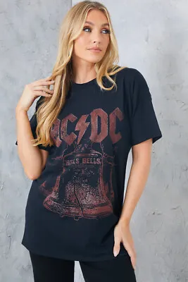 Buy Women's Black 'ACDC' Band T-Shirt | In The Style Outlet • 15.40£